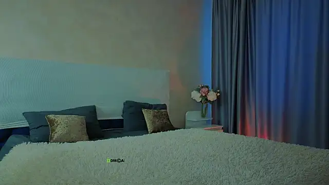  sophielov online show from 05/17/26, 03:06