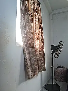 BeautyGirl sara online show from 07/31/26, 08:47
