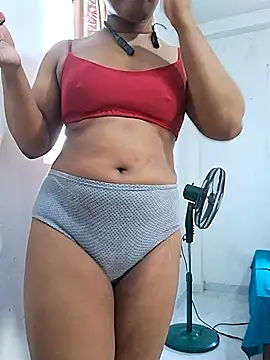 BeautyGirl sara online show from 03/31/26, 09:33