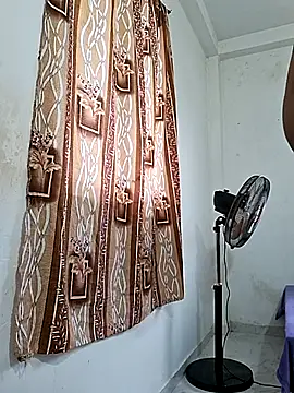 BeautyGirl sara online show from 06/14/26, 06:47