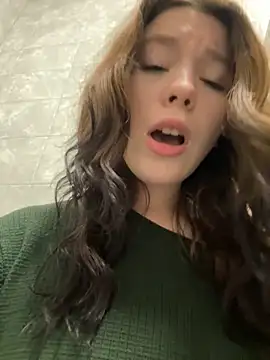 Mimiumuy online show from 10/22/25, 02:49