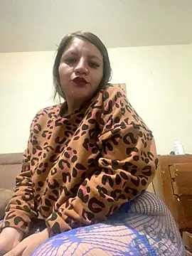 Snapshot of Isisflame chatting on 10/01/25, 02:06 Isisflame online show from 10/01/25, 02:06