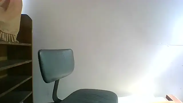 Isisflame online show from 11/02/25, 02:22