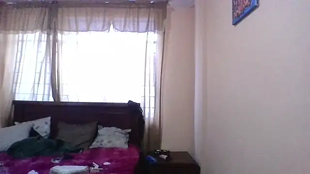 Isisflame online show from 11/08/25, 10:35