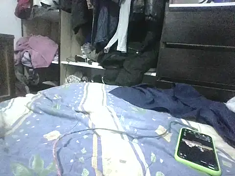 Isisflame online show from 10/26/25, 02:23