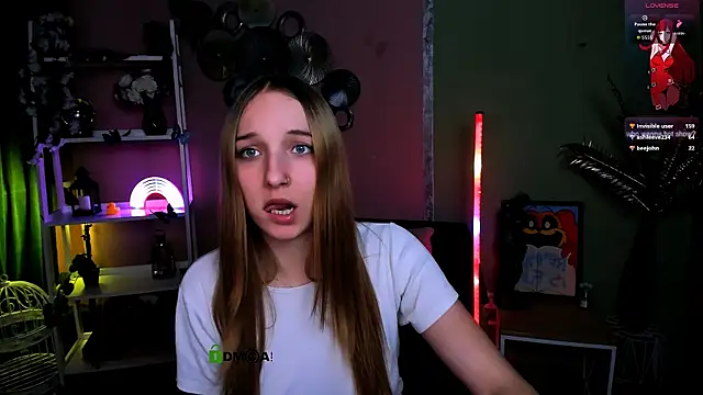 keylas moan online show from 12/17/25, 05:18