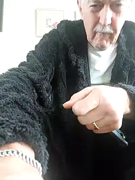 slaveman4you online show from 12/22/25, 10:48