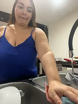 Snapshot of sarahreyess_11 chatting on 03/19/26, 10:26 sarahreyess 11 online show from 03/19/26, 10:26