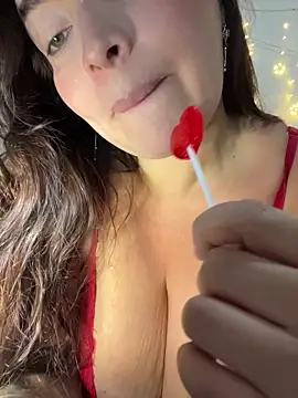 sarahreyess 11 online show from 11/01/25, 04:30