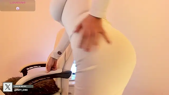 Paty chic online show from 10/31/25, 01:41