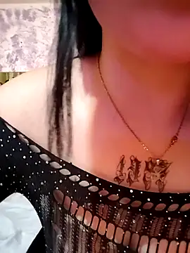 Snapshot of Kitty_Melodi chatting on 09/21/25, 09:03 Kitty Melodi online show from 09/21/25, 09:03