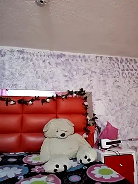 Snapshot of Kitty_Melodi chatting on 09/18/25, 09:23 Kitty Melodi online show from 09/18/25, 09:23