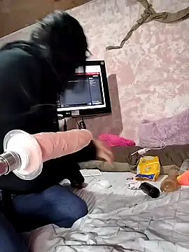 Snapshot of Kitty_Melodi chatting on 11/26/25, 09:09 Kitty Melodi online show from 11/26/25, 09:09