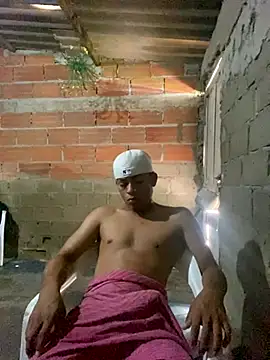 Snapshot of DoneSpinal chatting on 10/11/25, 02:51 DoneSpinal online show from 10/11/25, 02:51