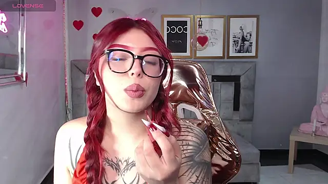 Snapshot of Red_Bunny_v chatting on 02/22/26, 01:13 Red Bunny v online show from 02/22/26, 01:13