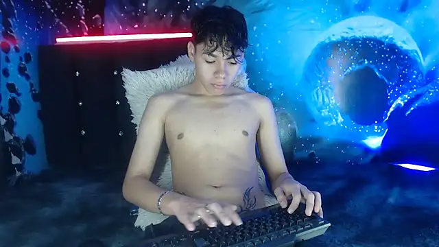 SemerHott online show from 11/02/25, 01:27