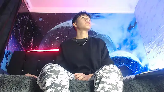 SemerHott online show from 10/27/25, 01:23