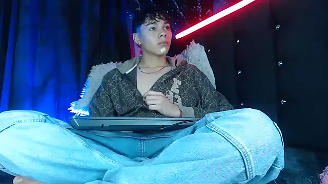 SemerHott online show from 11/20/25, 02:56