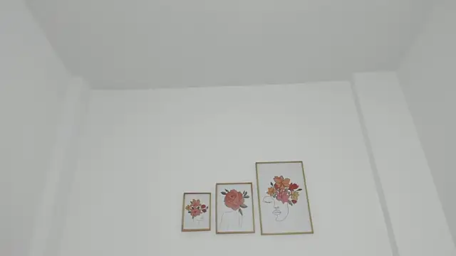 hellzel moon online show from 10/10/25, 07:04