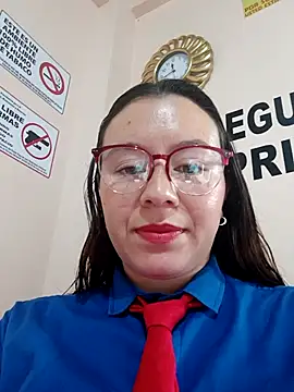 Hannah-colx online show from 10/28/25, 03:44