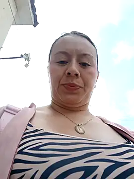 Snapshot of Hannah-colx chatting on 07/08/26, 03:24 Hannah-colx online show from 07/08/26, 03:24