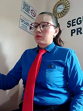 Hannah-colx online show from 10/18/25, 02:19