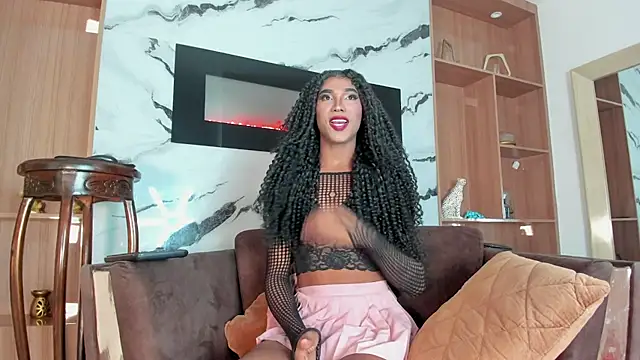 Snapshot of Venux_Fantasy chatting on 02/17/26, 01:41 Venux Fantasy online show from 02/17/26, 01:41