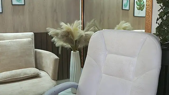 GiaNovak online show from 10/29/25, 07:46