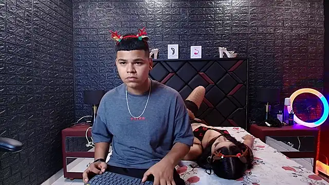 DannySamm online show from 12/17/25, 04:28