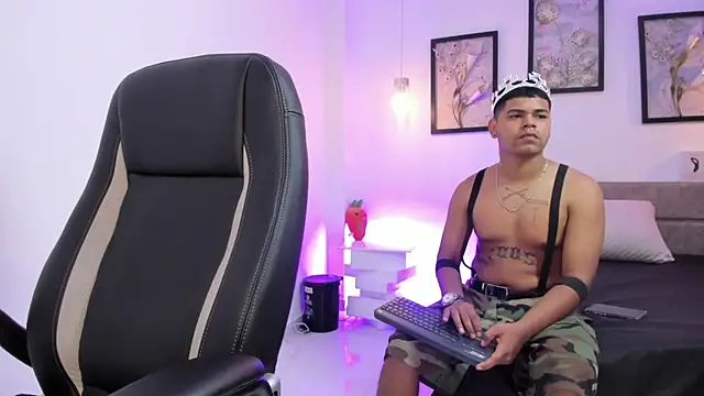 DannySamm online show from 11/15/25, 02:54