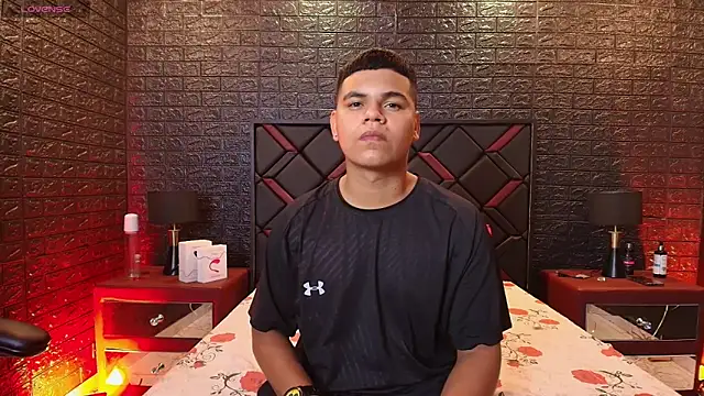 DannySamm online show from 12/16/25, 04:06