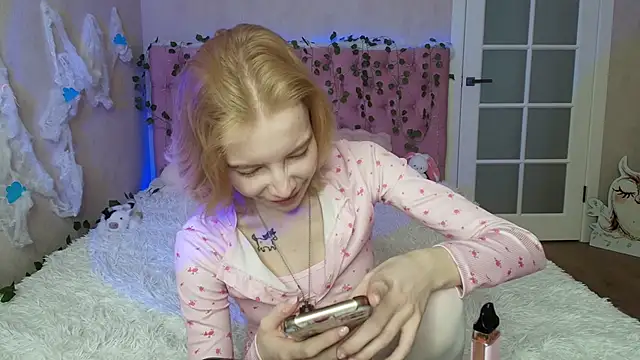 Pink Lila18 online show from 02/09/26, 02:09