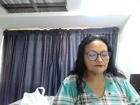  Cristal online show from 11/16/25, 08:02