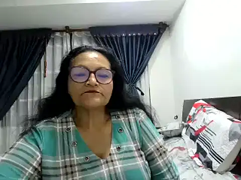  Cristal online show from 11/17/25, 08:40