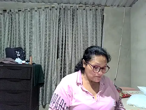  Cristal online show from 10/29/25, 03:05