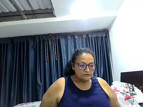  Cristal online show from 11/30/25, 02:56