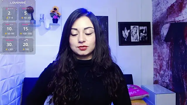 Eva Roussell online show from 10/25/25, 02:39