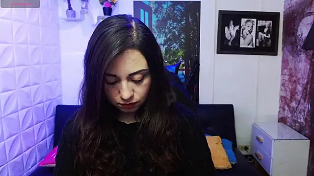 Eva Roussell online show from 11/05/25, 02:53