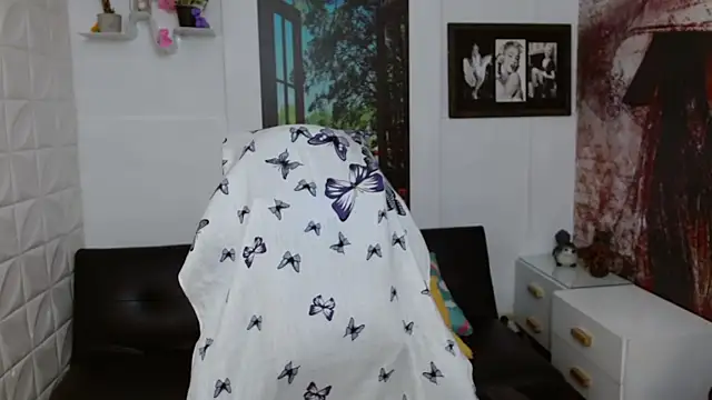 Eva Roussell online show from 02/12/26, 02:28