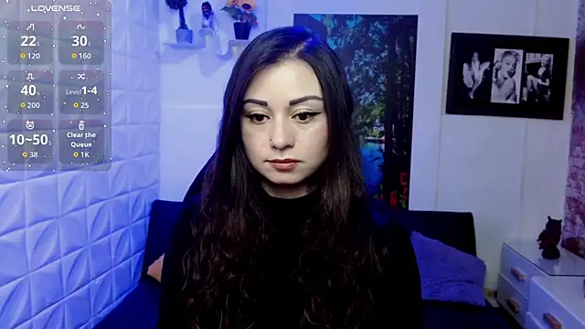 Eva Roussell online show from 11/28/25, 02:39