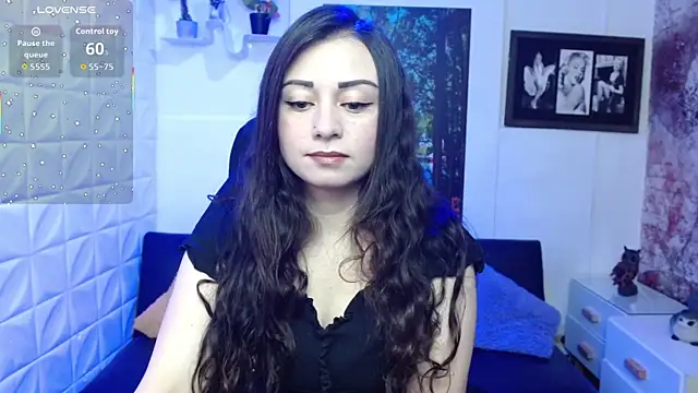 Eva Roussell online show from 11/27/25, 02:17