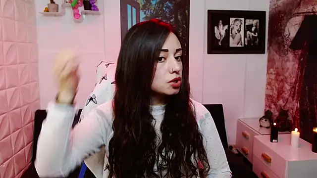 Eva Roussell online show from 02/11/26, 02:28