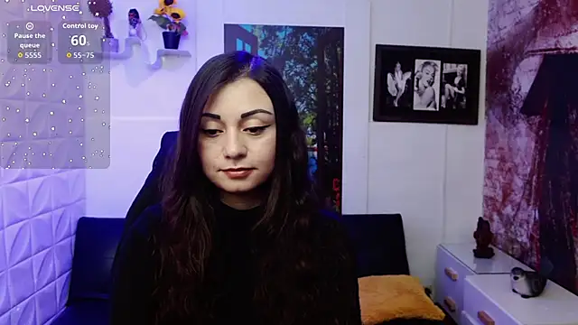 Eva Roussell online show from 11/10/25, 02:55