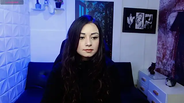 Eva Roussell online show from 11/21/25, 02:27