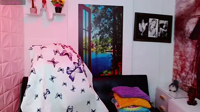 Eva Roussell online show from 03/27/26, 02:51