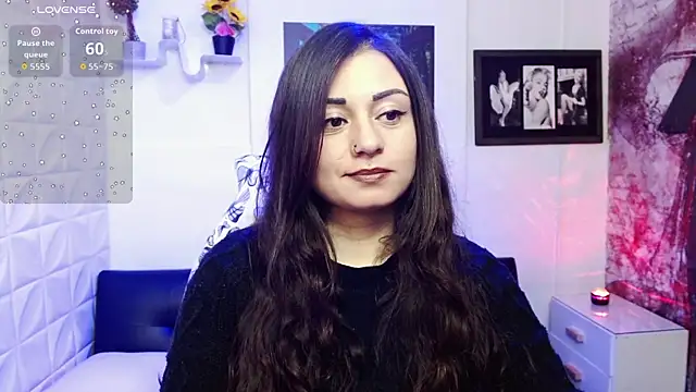 Eva Roussell online show from 10/21/25, 02:27