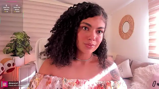 miss curazao online show from 11/27/25, 12:49