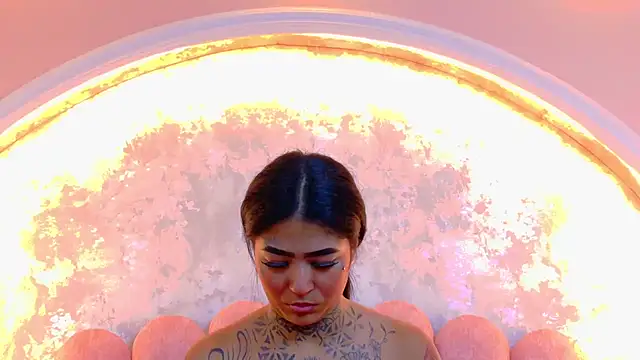 EmilieLake online show from 06/05/26, 08:25