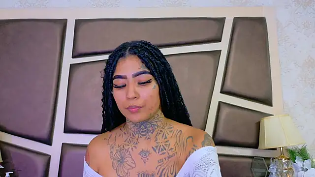 EmilieLake online show from 05/01/26, 07:30