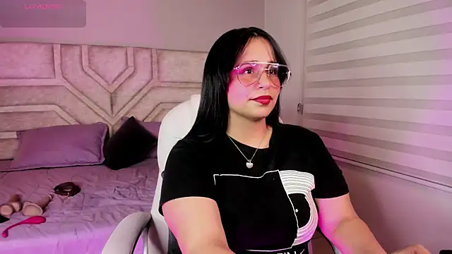  adahara queen online show from 09/30/25, 04:18